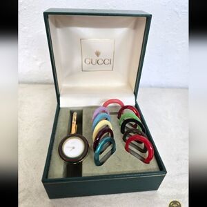 Vtg Gucci Bezel Watch Gold with 12 Colorful Bezel Set in Original Box
